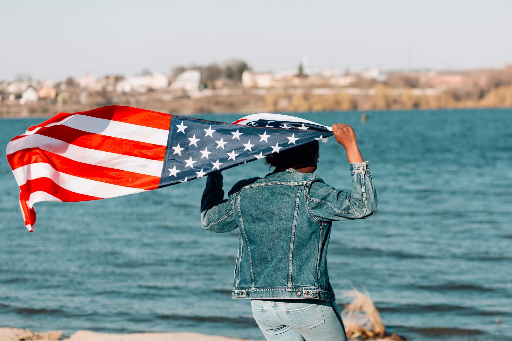 How Easy Is It for North Americans to Adapt to Tavira Life?
