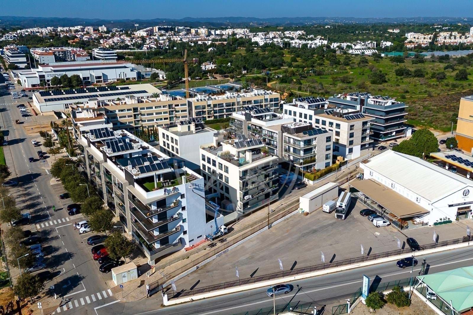 What Buyers Learn About Parking After Viewing Property in Central Tavira