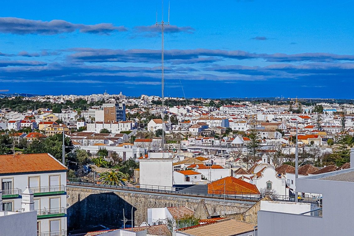 Why Tavira Buyers Operate on a Longer Time Horizon Than the Western Algarve in 2026