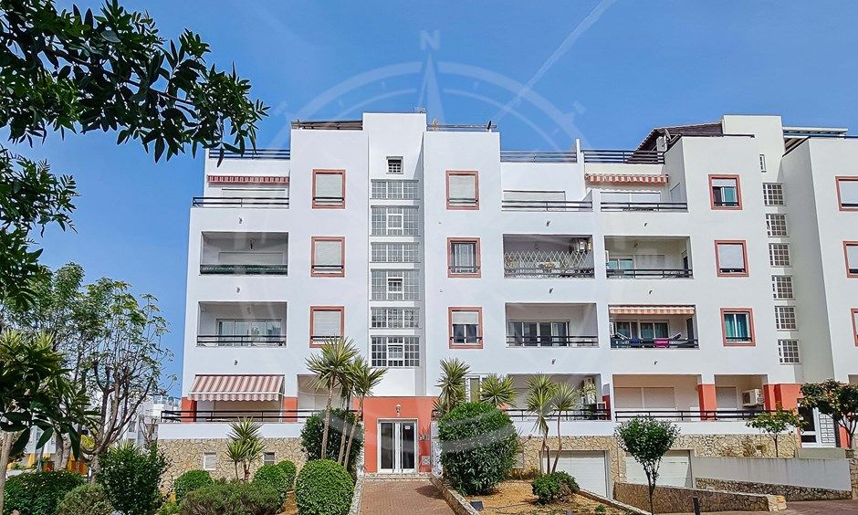 When to Buy in Tavira and How the Calendar Shapes the Central East Algarve Market in 2026