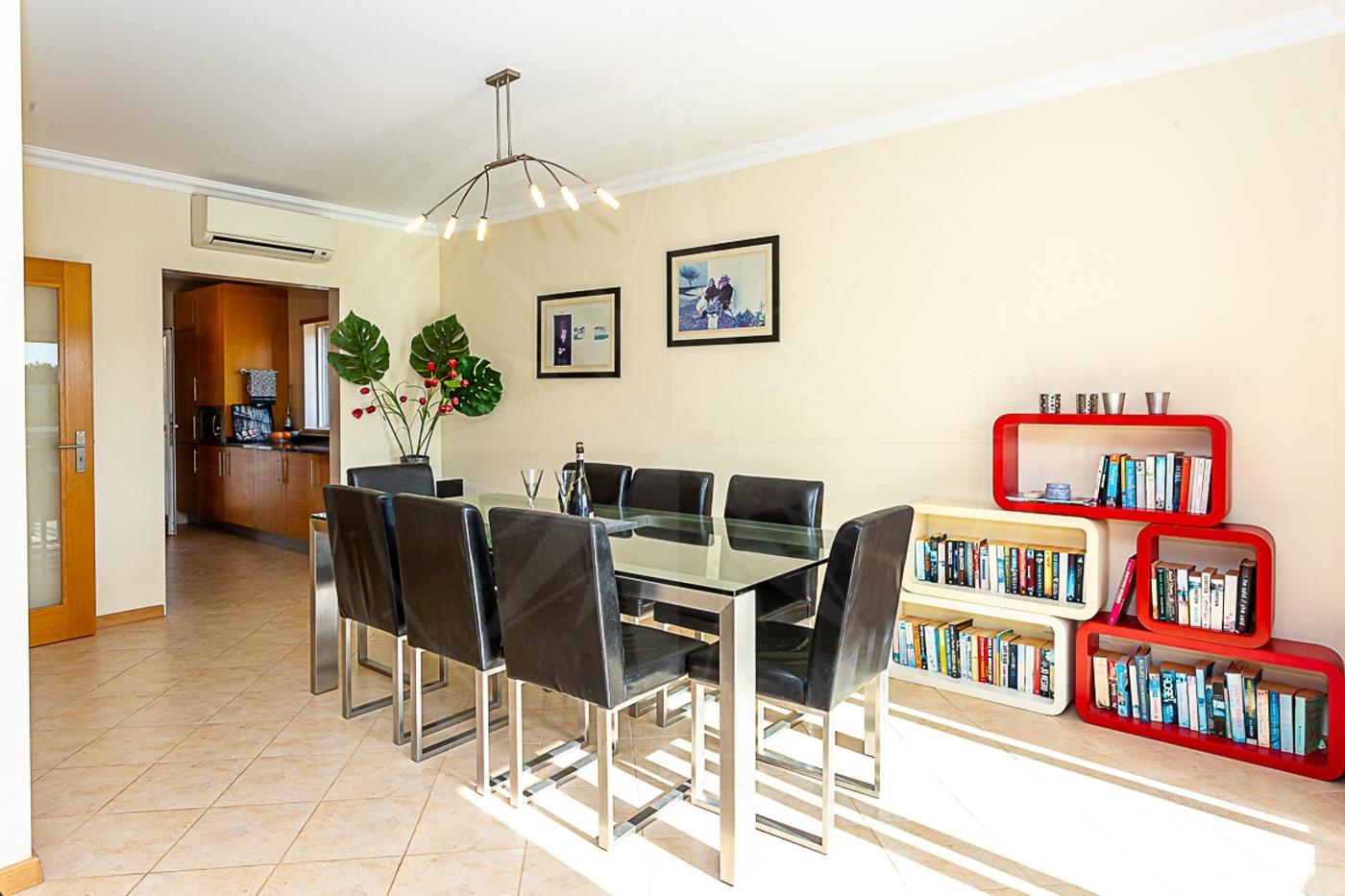 Elegant Detached 4 Bedroom Tavira Villa with Private Pool, Garden & Sea Views