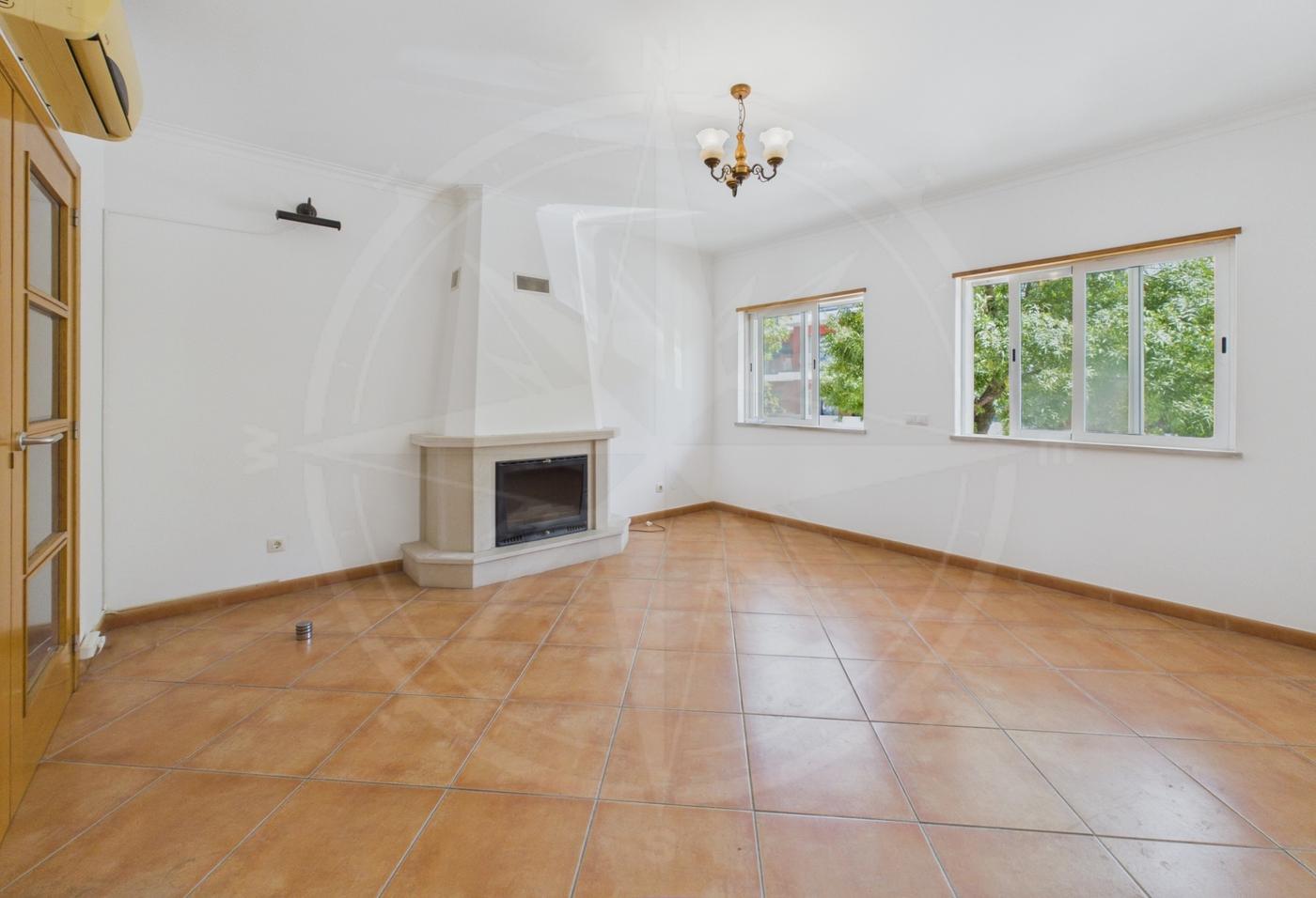 Tavira 2 Bedroom Apartment in a Prime Location