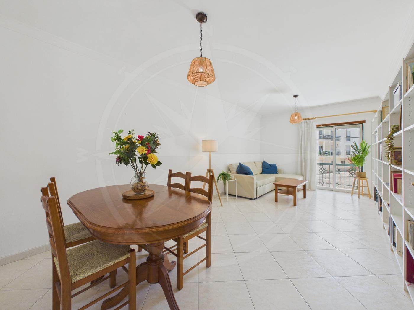 Central Tavira 3 Bedroom Apartment with Private Sun Terrace