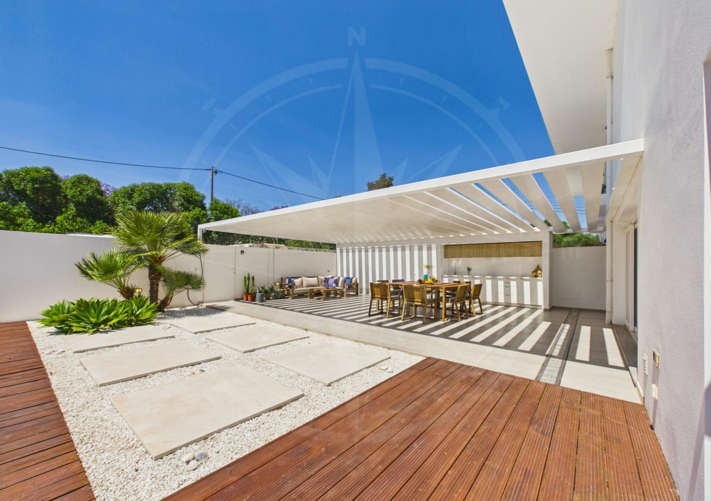 Exceptional 2 Bedroom Tavira Apartment with large terrace and private pool