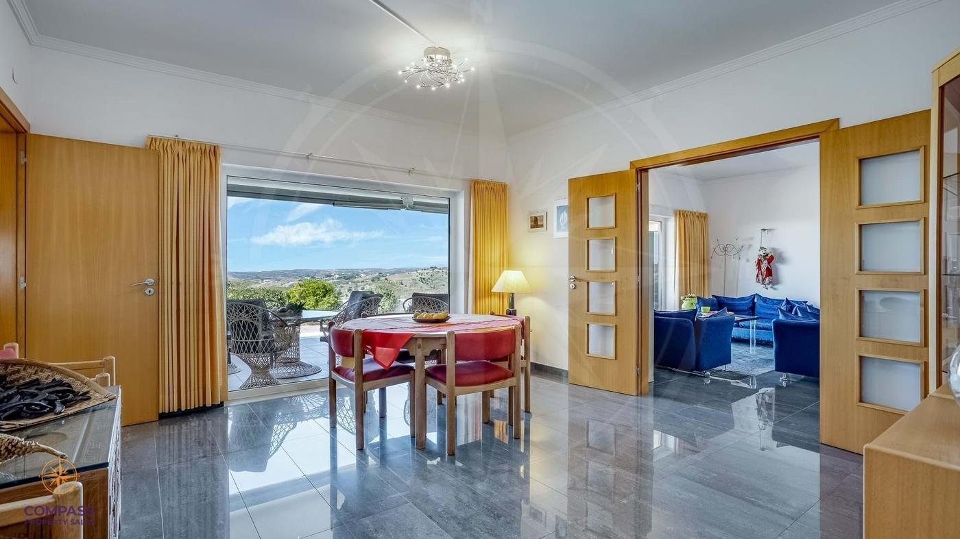 4 Bedroom Villa with Pool & Magnificent Views in Countryside